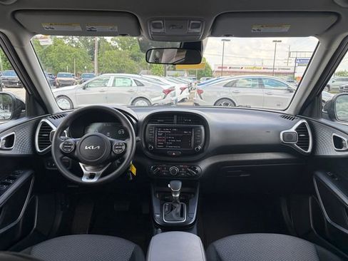 Certified 2024 Kia Soul LX w/ Option Group 015 FWD image 17