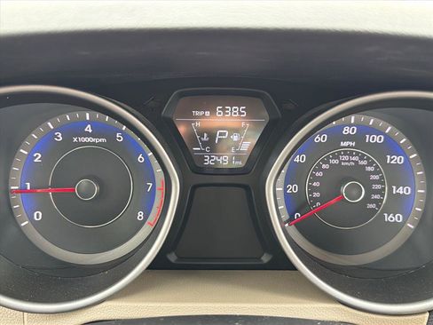 Used 2015 Hyundai Elantra SE w/ Option Group 02 image 14