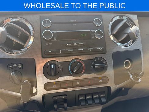 Used 2009 Ford F250 FX4 AWD/4WD image 12