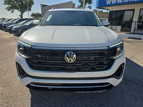 New 2026 Volkswagen Atlas SEL Premium R-Line AWD/4WD image 2