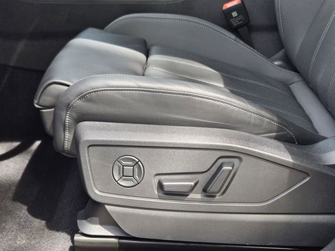 Certified 2025 Audi Q5 Premium Plus w/ Premium Plus image 31