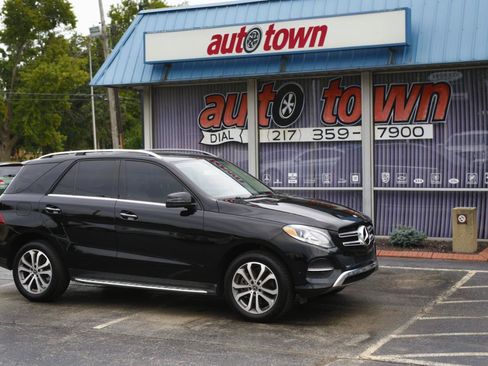 Used 2019 Mercedes-Benz GLE 400 4MATIC w/ Premium 1 Package image 24