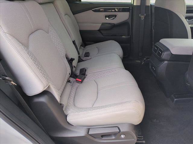 Certified 2023 Honda Pilot LX image 19