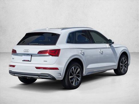 Used 2021 Audi Q5 Premium Plus w/ Premium Plus Package image 5