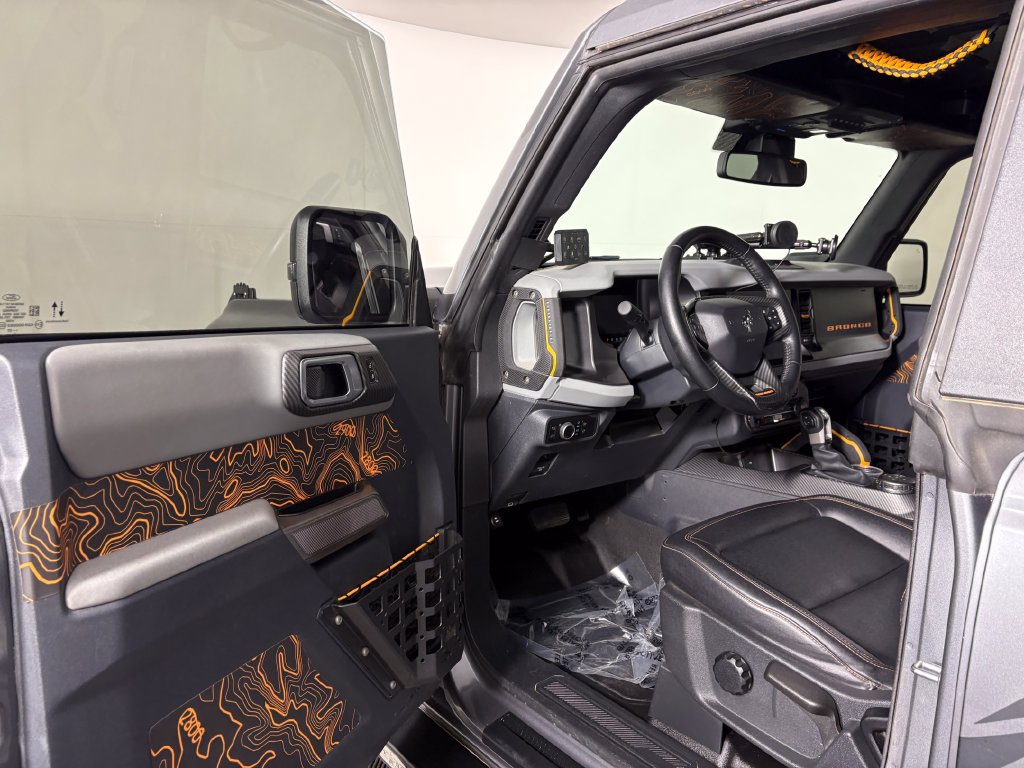 Used 2023 Ford Bronco Badlands w/ Sasquatch Package AWD/4WD image 11