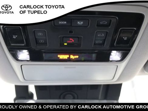 Used 2024 Toyota Grand Highlander AWD image 47