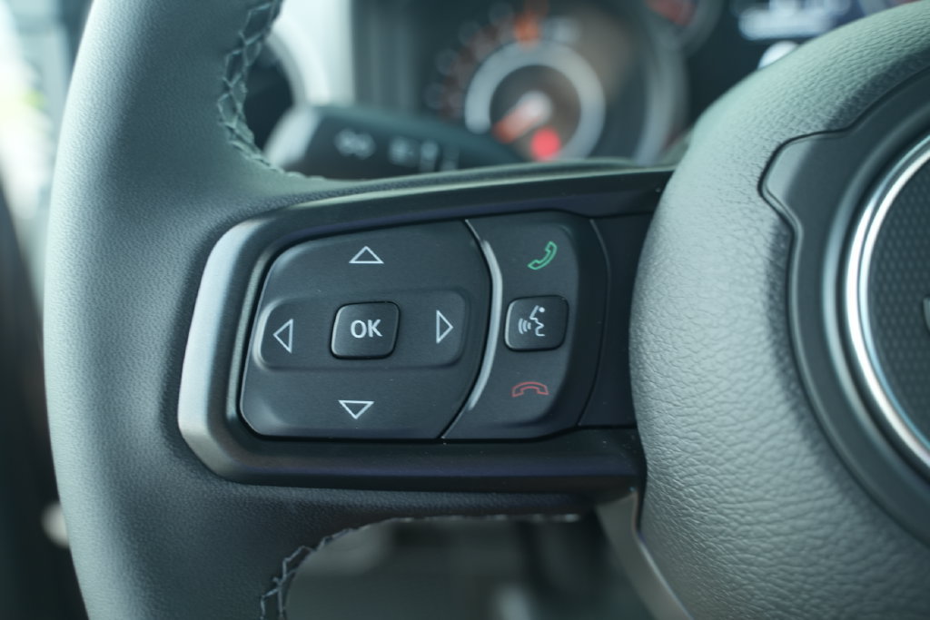 New 2026 Jeep Gladiator Sport AWD/4WD image 30
