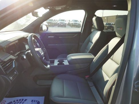 New 2026 GMC Acadia AT4 AWD/4WD image 16