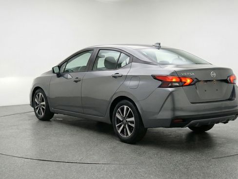 Used 2025 Nissan Versa SV image 6