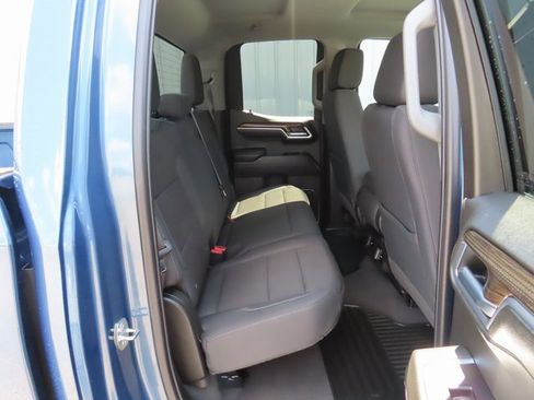 Used 2024 Chevrolet Silverado 1500 LT image 28