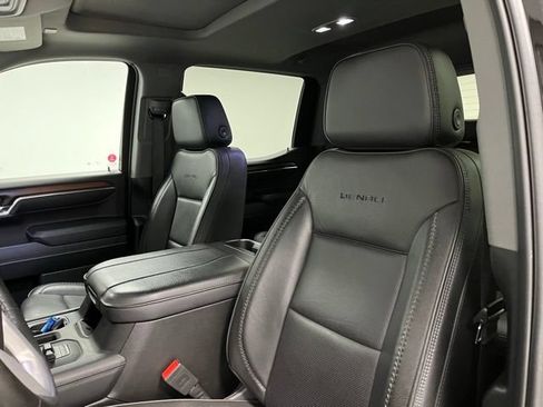Used 2024 GMC Sierra 1500 Denali w/ Denali Reserve Package AWD/4WD image 22