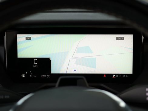 Used 2024 GMC Acadia Denali w/ Super Cruise Package image 13