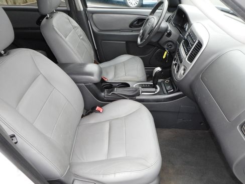 Used 2006 Ford Escape 4WD Hybrid image 27