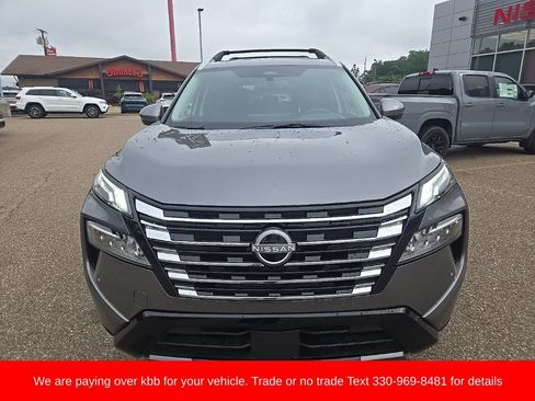 Used 2025 Nissan Rogue Platinum w/ Platinum Premium Package AWD/4WD image 2
