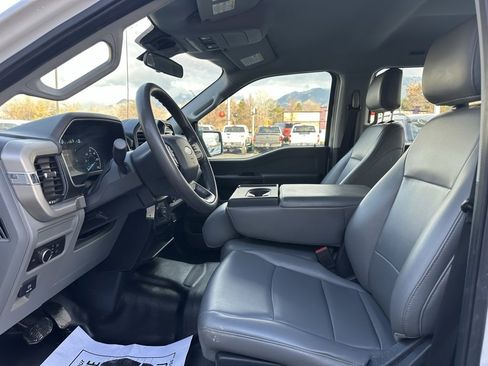 Used 2021 Ford F150 XL w/ Trailer Tow Package image 9