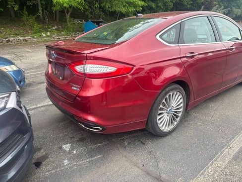 Used 2013 Ford Fusion Titanium w/ Titanium Driver Assist Pkg AWD/4WD image 4