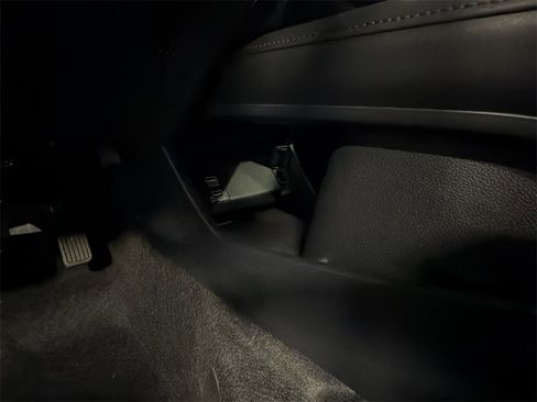 Used 2022 Honda HR-V EX image 30