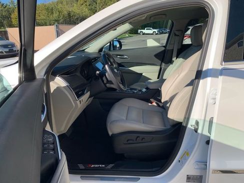 Used 2021 Cadillac XT4 Premium Luxury w/ Driver Awareness Package image 33
