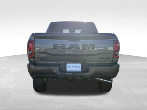 New 2026 RAM 2500 Big Horn AWD/4WD image 5