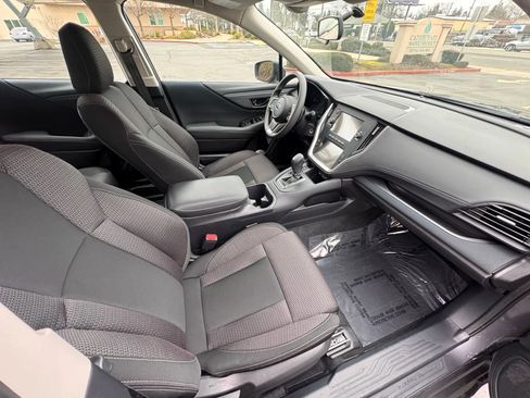 Used 2022 Subaru Outback image 12