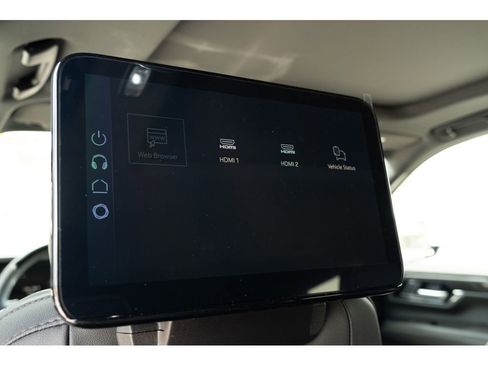 New 2026 GMC Yukon Elevation image 33