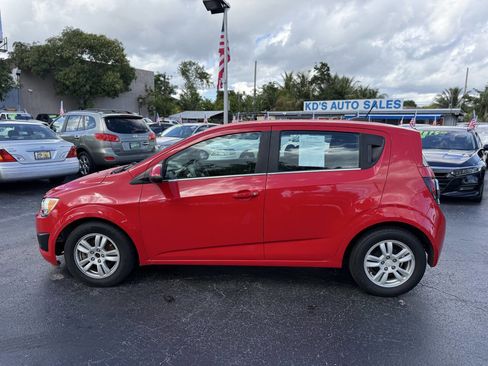 Used 2015 Chevrolet Sonic LT image 4