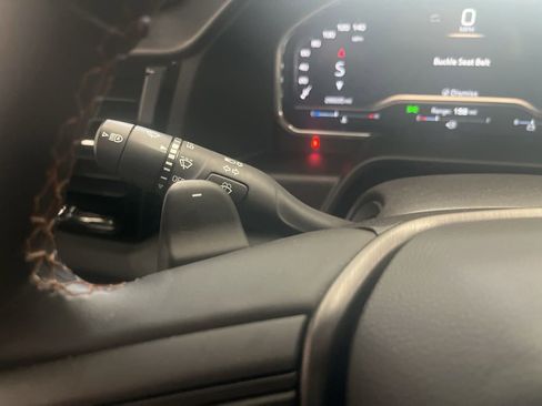 Used 2025 GMC Sierra 1500 AT4 w/ AT4 Premium Package image 20