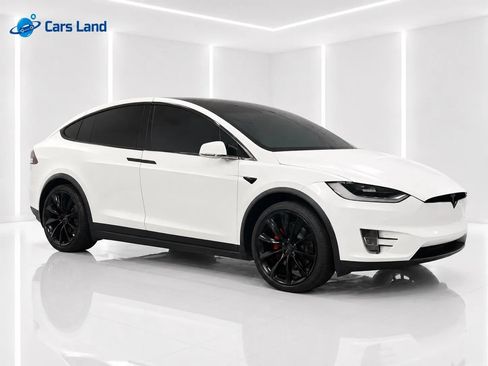 Used 2019 Tesla Model X Performance AWD/4WD image 2