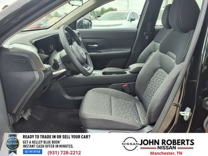 New 2026 Nissan Kicks SV w/ Charging Package