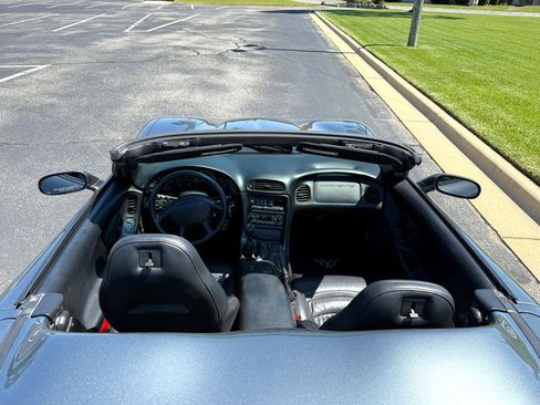 Used 2003 Chevrolet Corvette Convertible w/ Preferred Equipment Group1 image 21