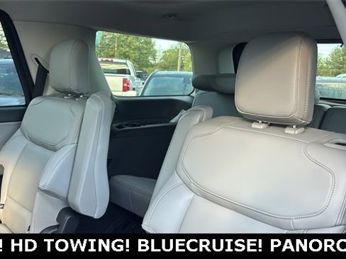 New 2025 Ford Expedition Active image 24