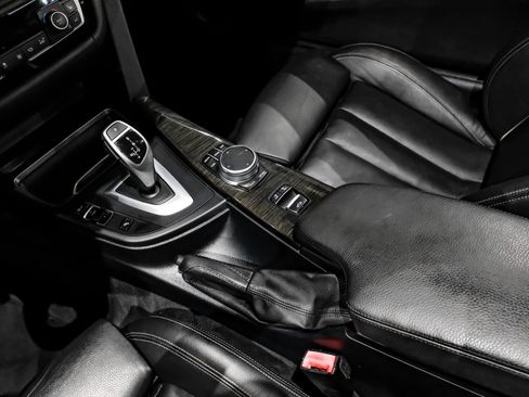 Used 2020 BMW 430i Convertible w/ Convenience Package RWD image 26