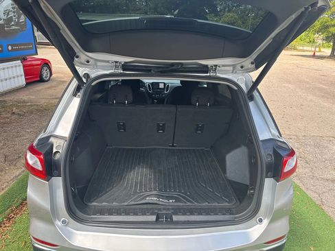 Used 2019 Chevrolet Equinox LT image 6