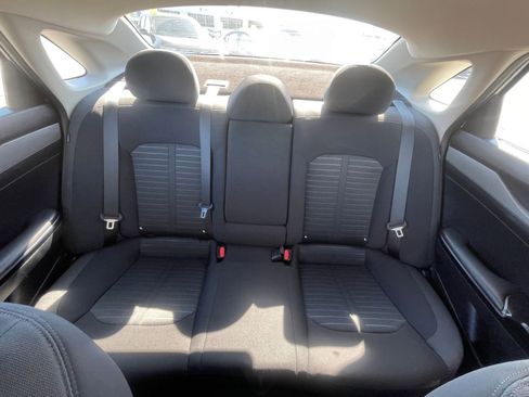 Used 2025 Kia K5 LXS image 40