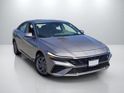 Used 2024 Hyundai Elantra SEL