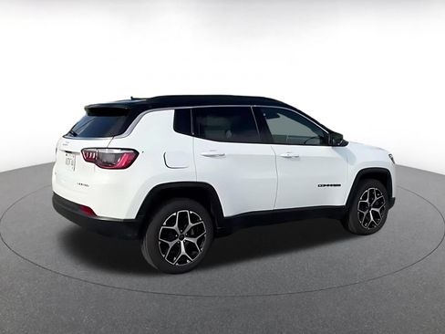 Used 2025 Jeep Compass Limited AWD/4WD image 14