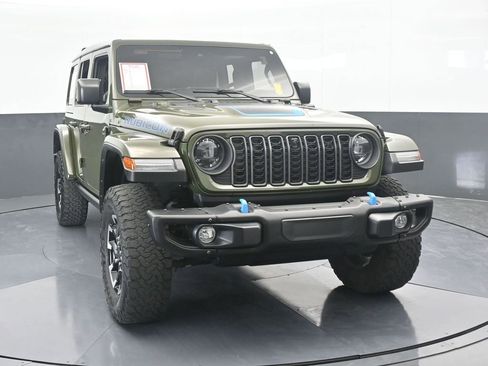 Used 2024 Jeep Wrangler Unlimited Rubicon 4xe image 9