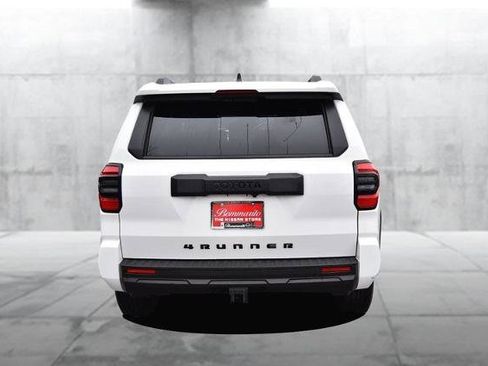 Used 2025 Toyota 4Runner 4WD image 6