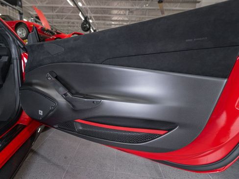 Certified 2019 Ferrari 488 Pista Coupe RWD image 17