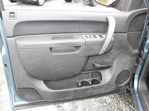 Used 2011 Chevrolet Silverado 1500 LT image 18