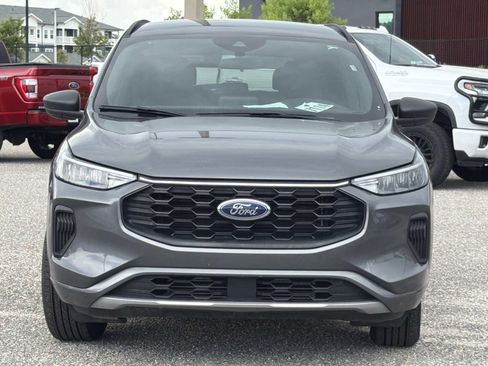 Used 2024 Ford Escape ST-Line AWD/4WD image 2