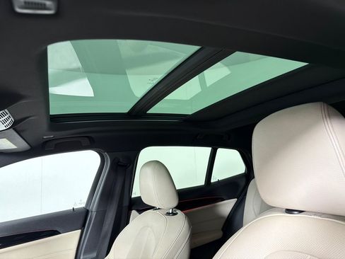 Used 2019 BMW X2 sDrive28i FWD image 14