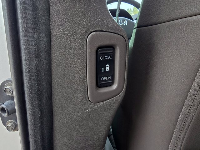 Used 2014 Honda Odyssey EX-L image 16