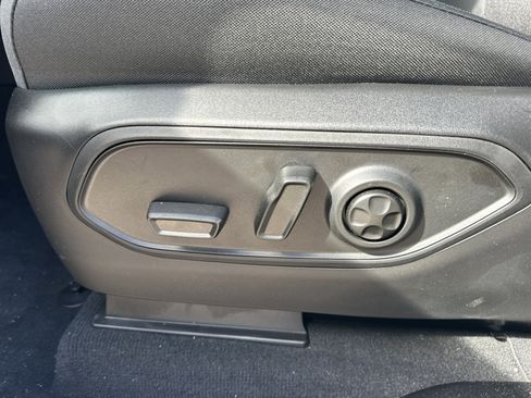 New 2026 Jeep Grand Cherokee Laredo X image 22