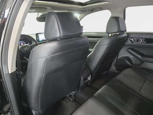Used 2024 Honda Civic Touring image 10