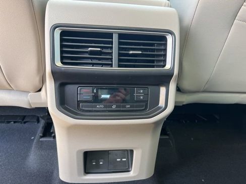 New 2026 Volkswagen Atlas SE AWD/4WD image 10