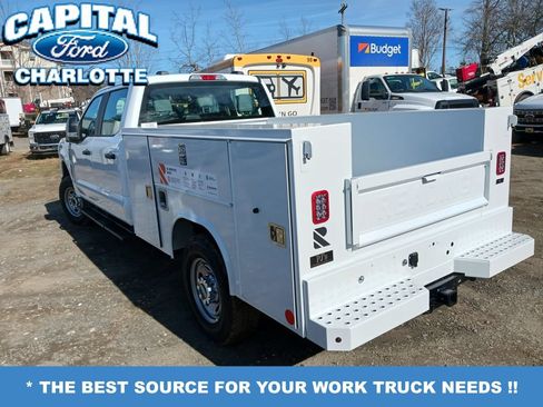 New 2026 Ford F250 XL w/ XL Chrome Package AWD/4WD image 3