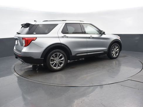Used 2022 Ford Explorer Limited image 6