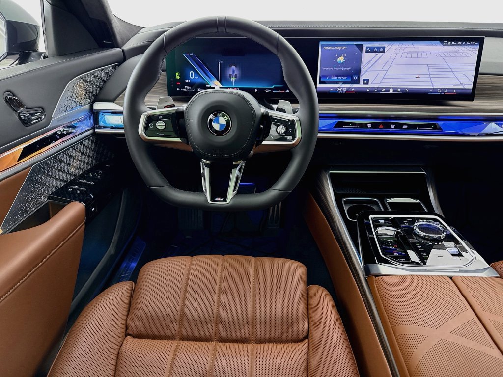 Used 2026 BMW 760i xDrive AWD/4WD image 24