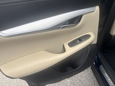 Used 2020 INFINITI QX50 Luxe FWD image 12
